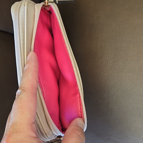 Coach Women's Wallet - Picture 4 of 7